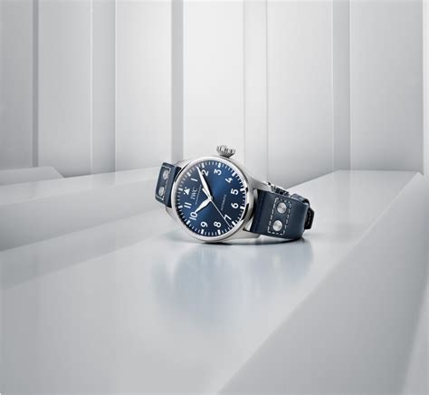 IWC SCHAFFHAUSEN REVEALS NEW 43 .